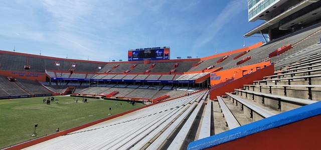 爾主場迎戰 爾主場迎戰